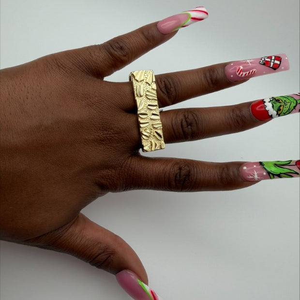 Two finger nugget ring