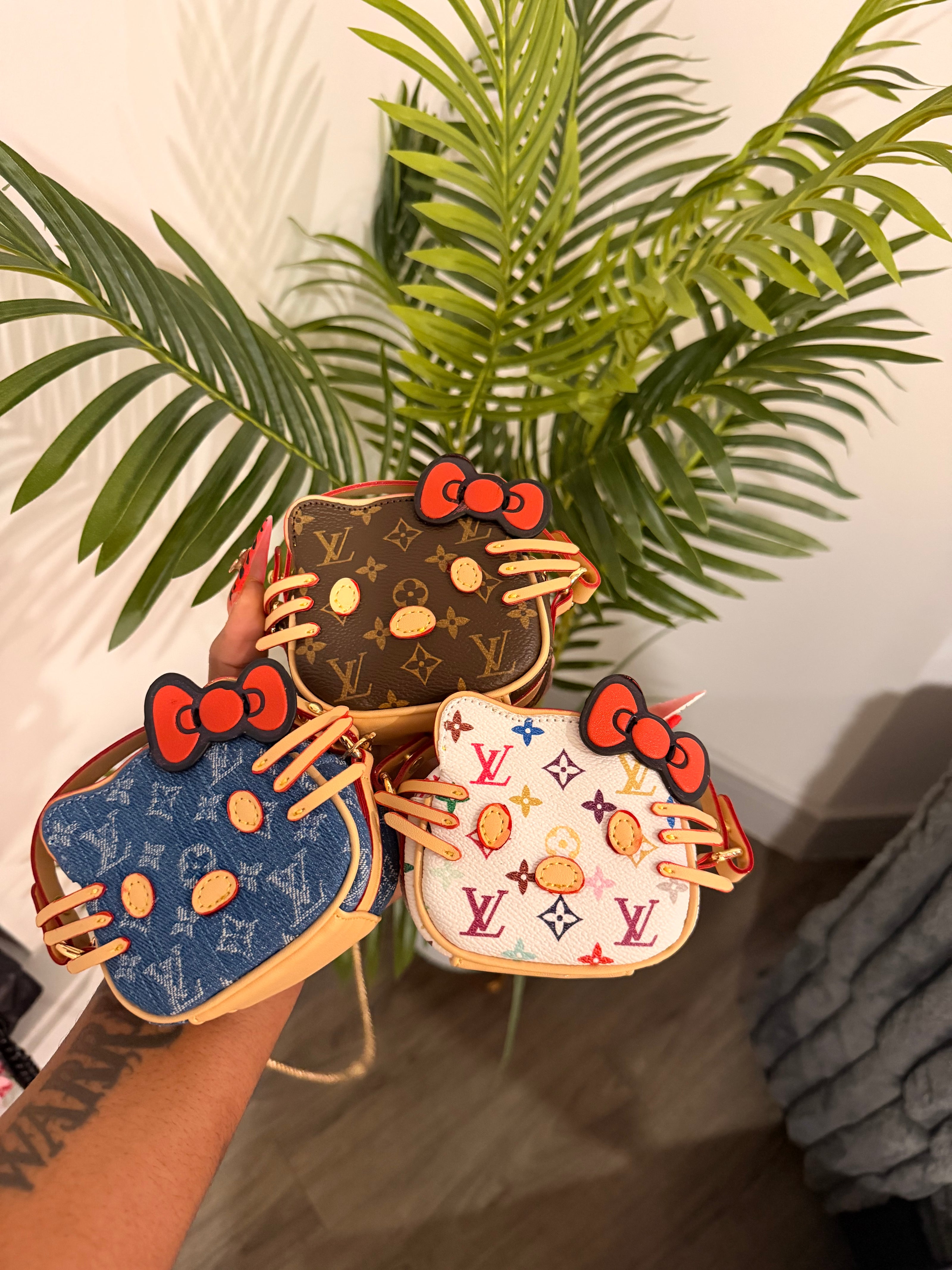 Rich Kitty Mini Crossbody