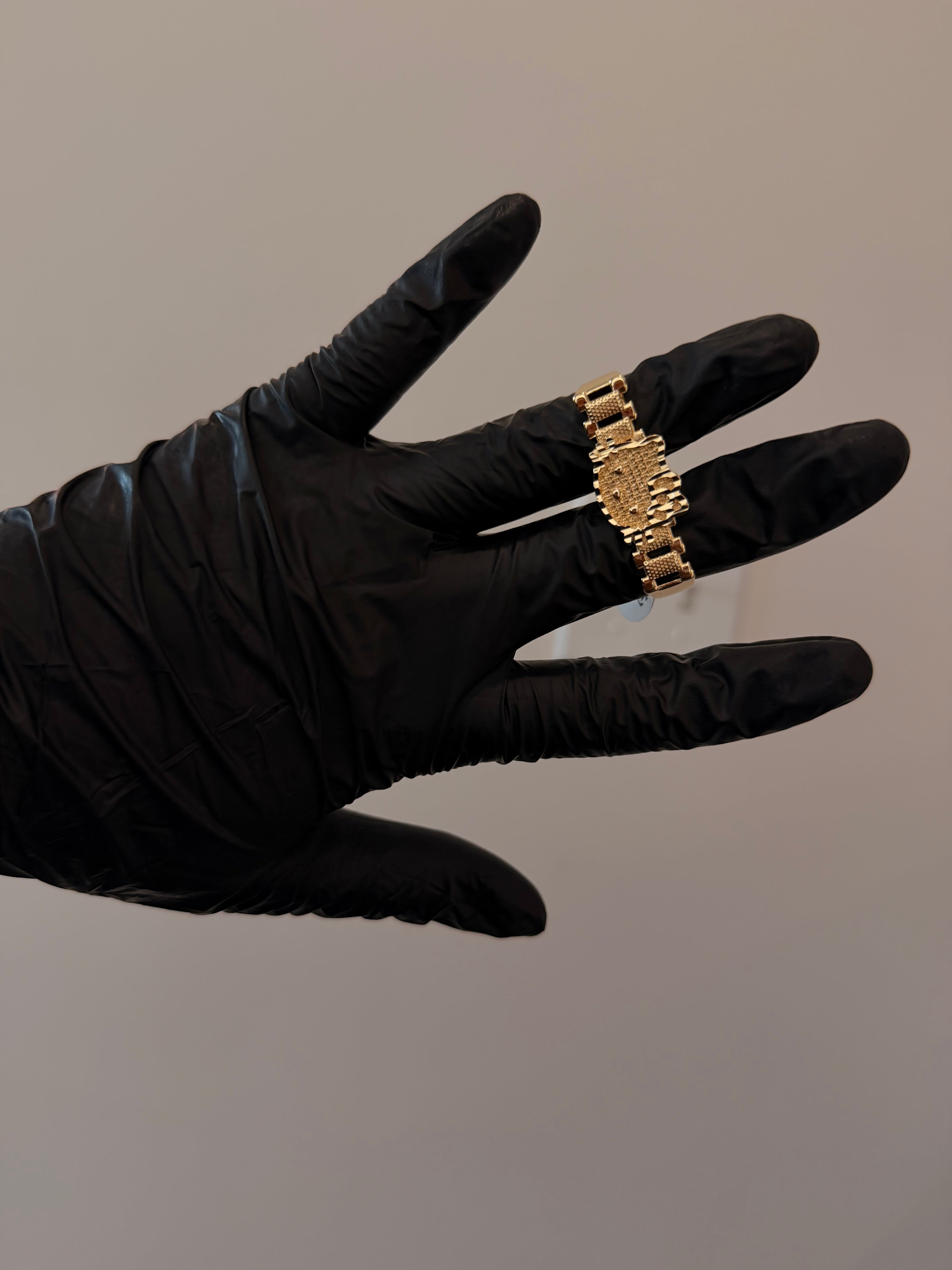 HK Double Pressure Rolex Ring