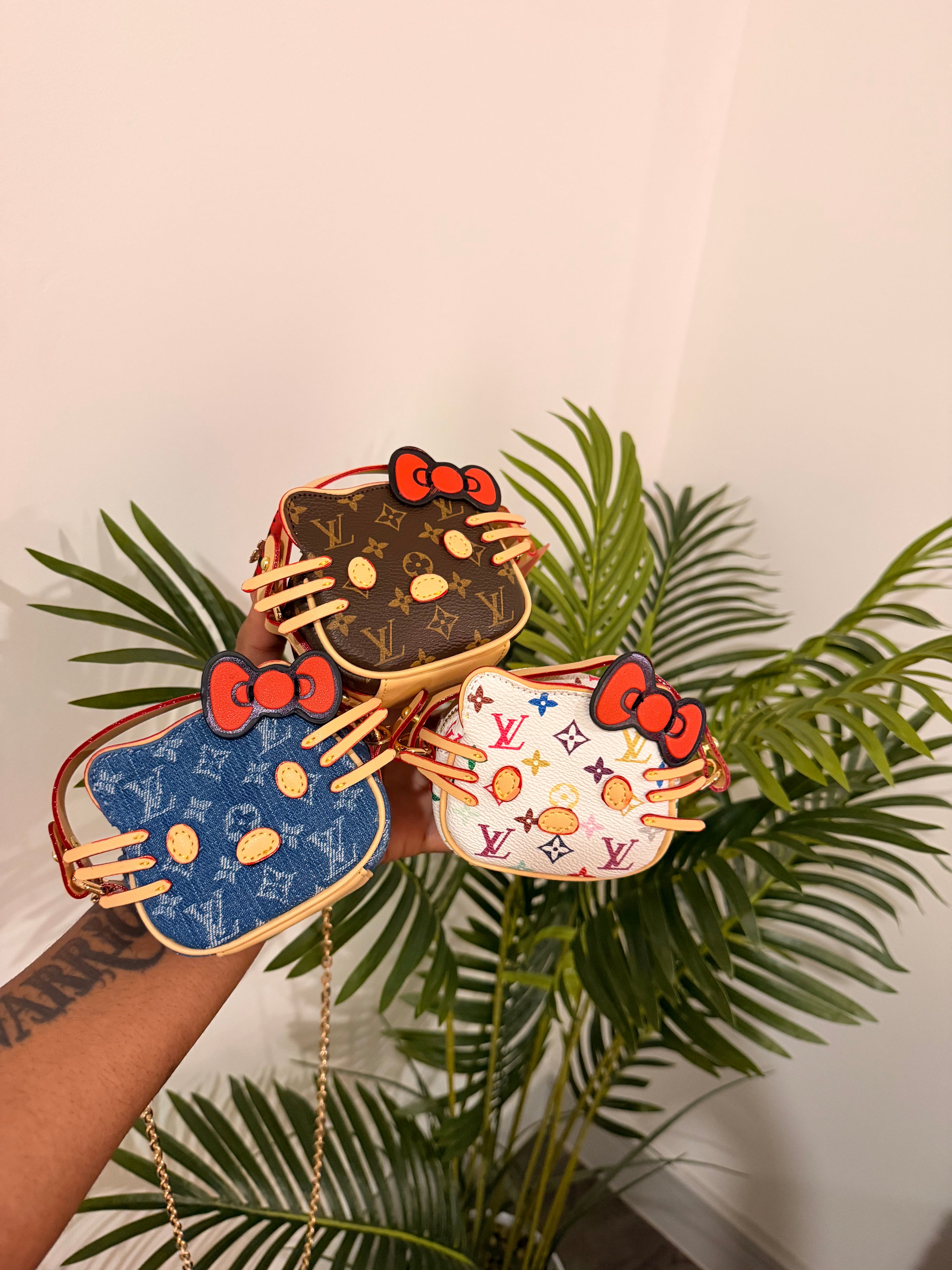 Rich Kitty Mini Crossbody