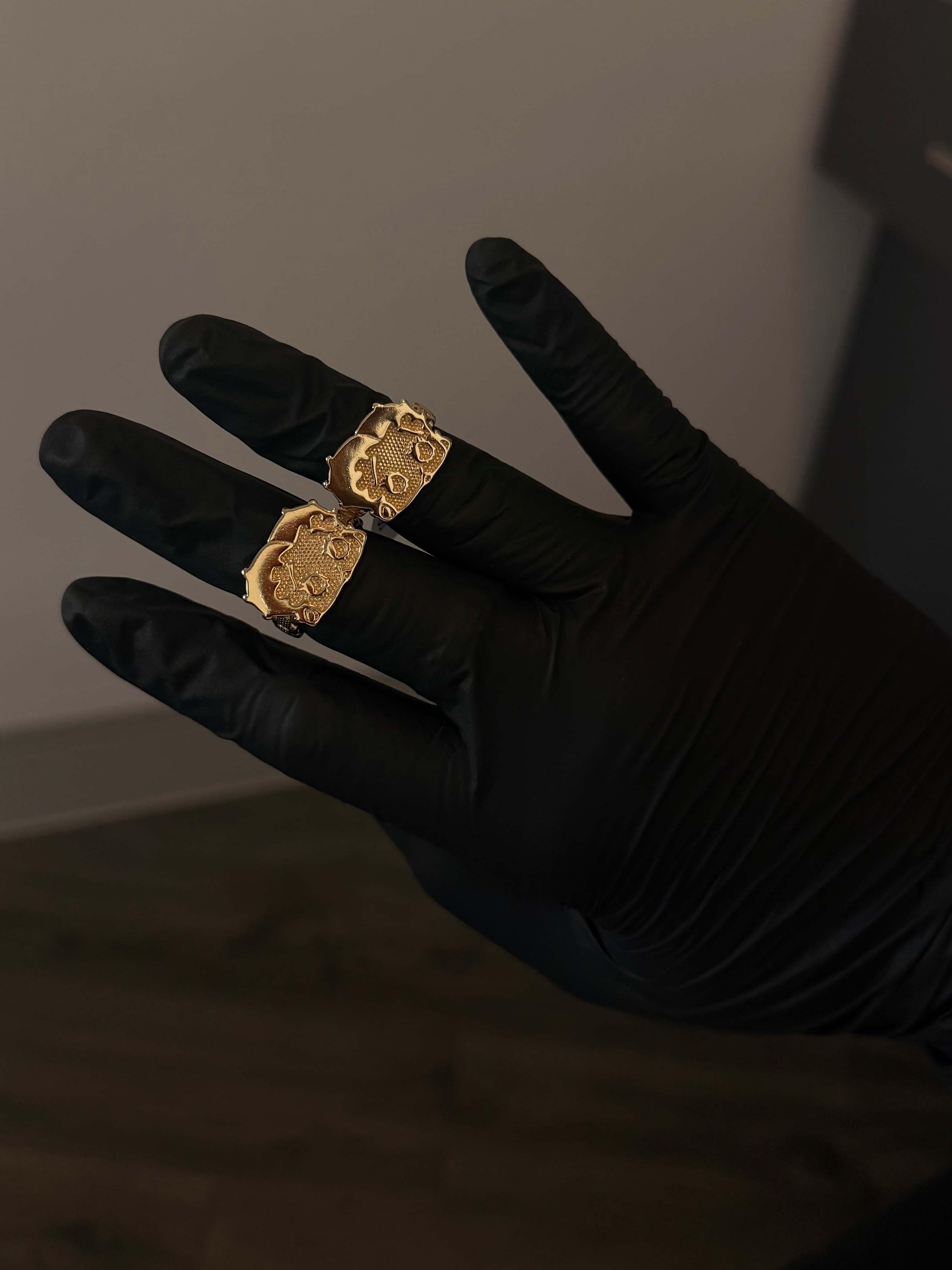 BB Rich Girl Rolex Ring