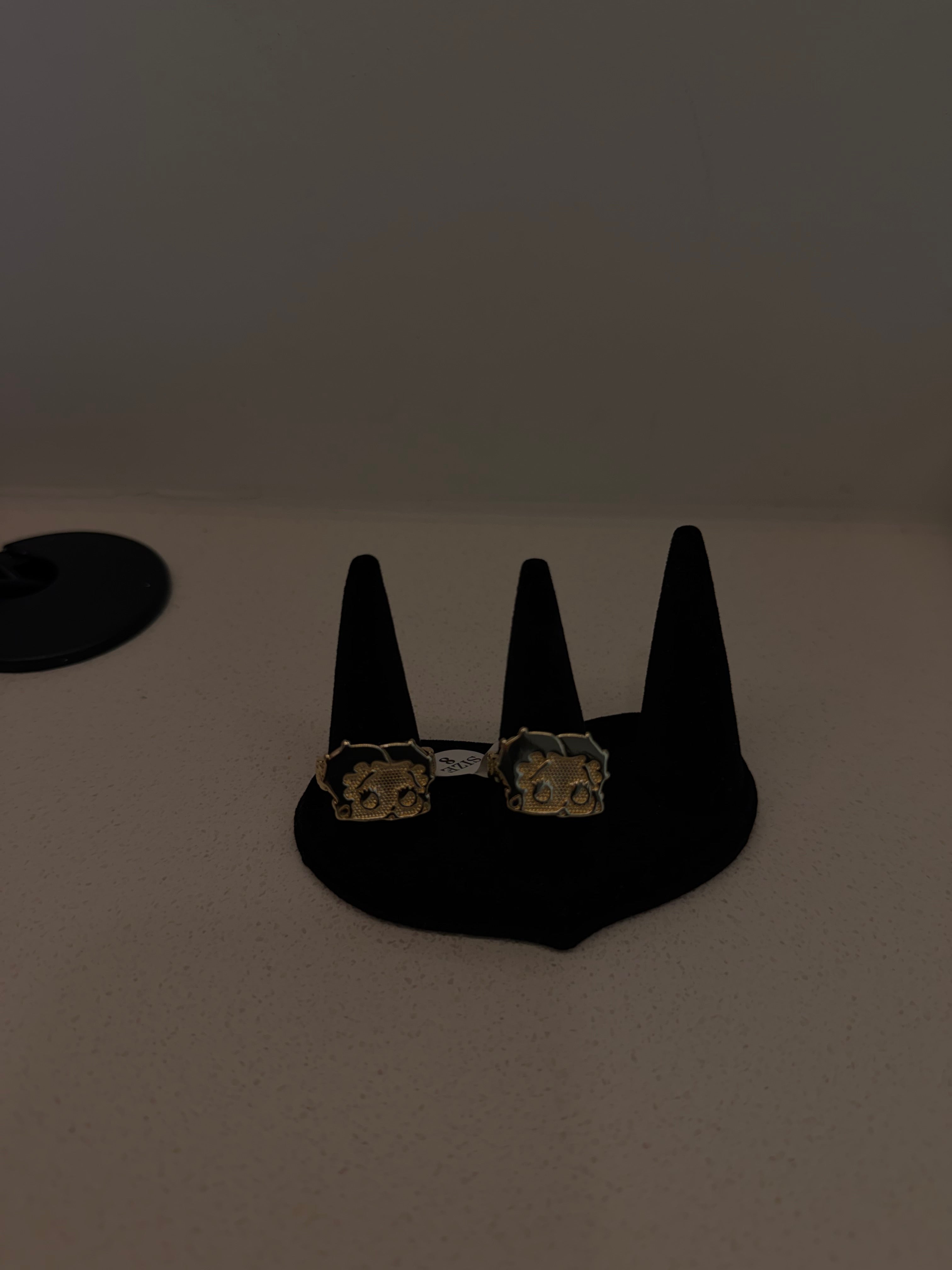 BB Rich Girl Rolex Ring