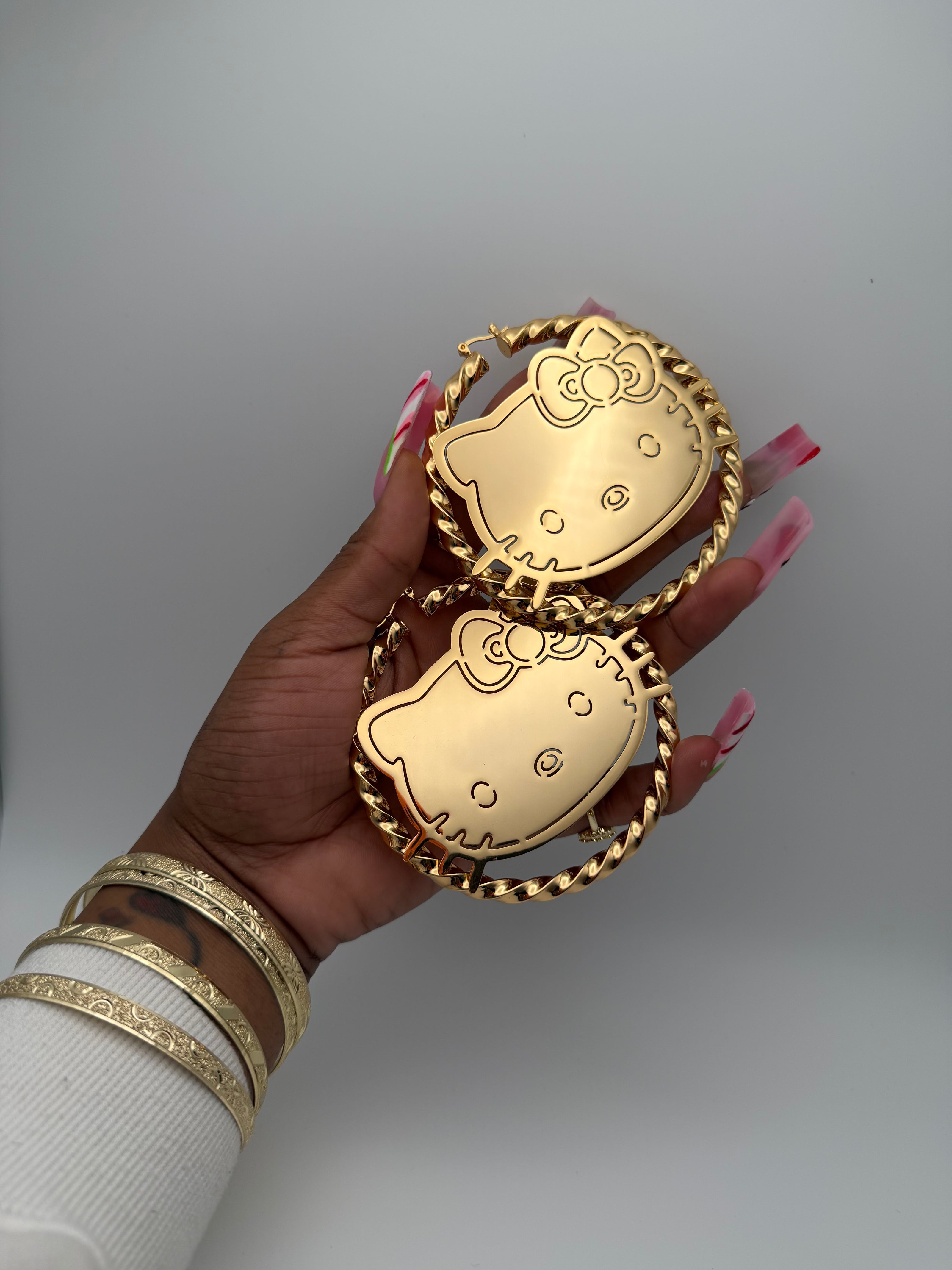 Hello Kitty Hoops