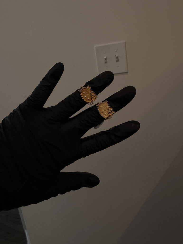 HK Face Ring