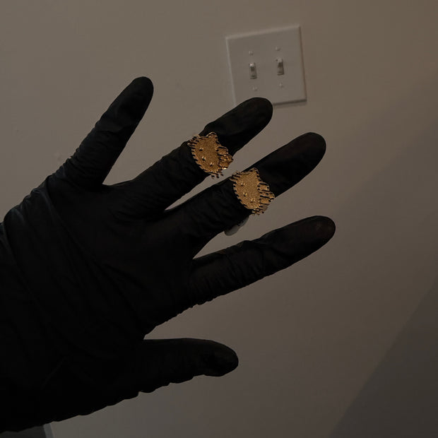 HK Face Ring