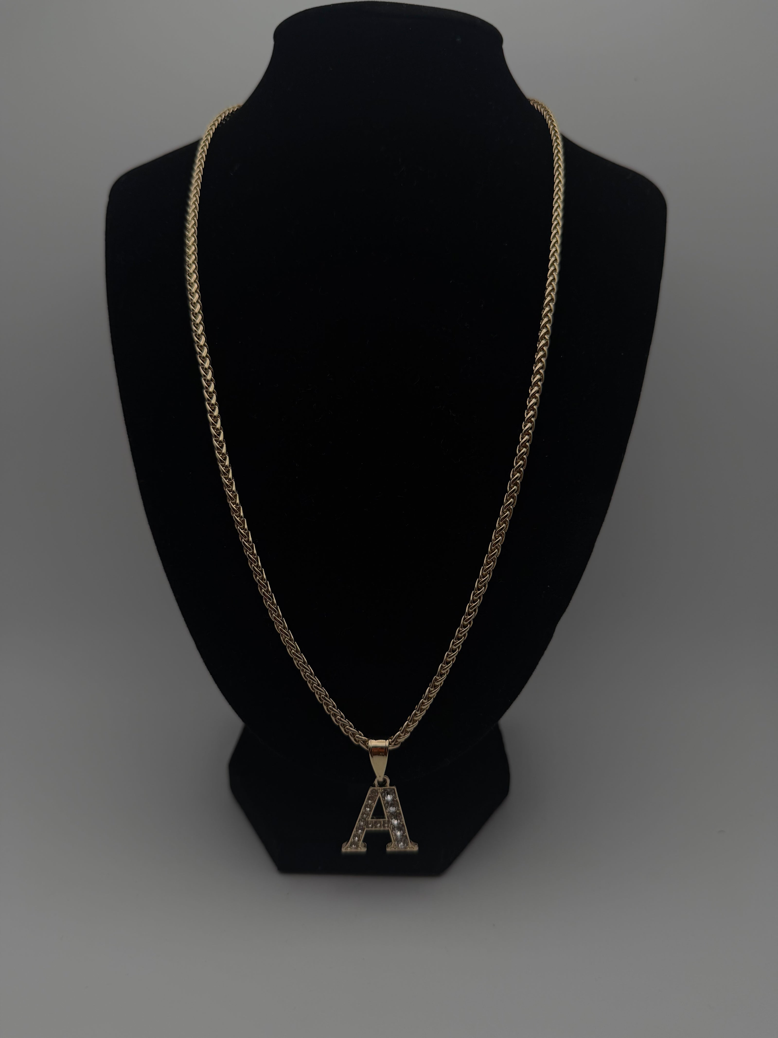 Letter Chain 22